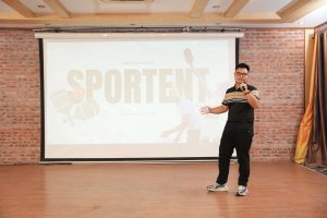 Future Makers presenting